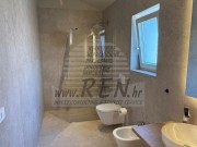 Haus - Novigrad (05614)