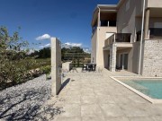 Haus - Novigrad (05614)