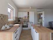 Haus - Buje (05182)