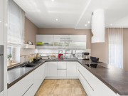 Haus - Novigrad (05569)